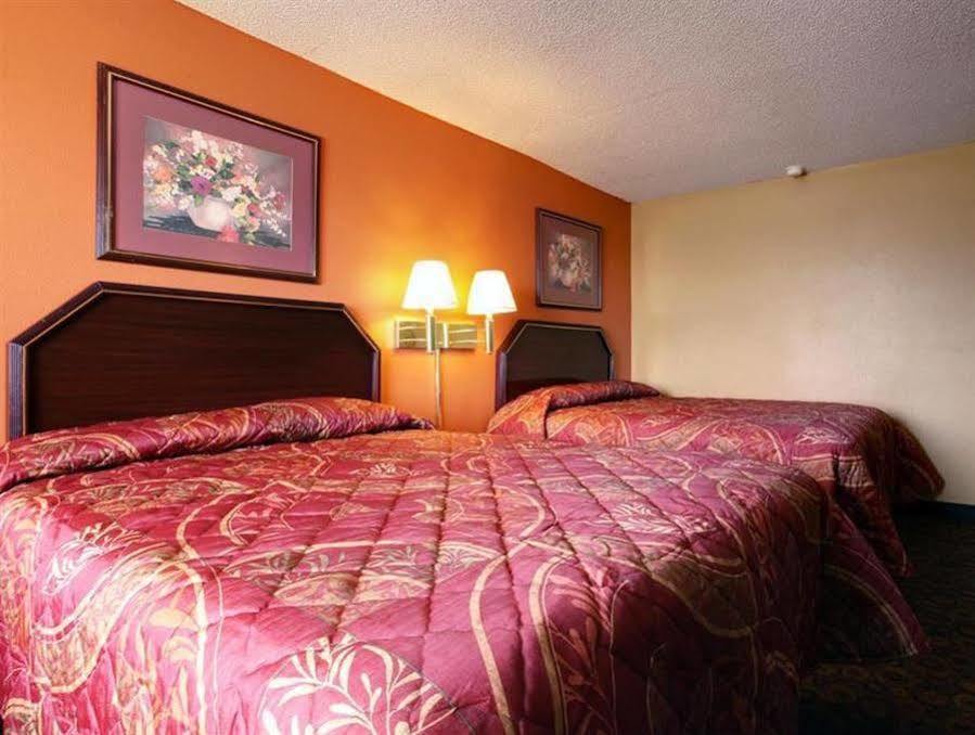 Americas Best Value Inn And Suites Greenwood Eksteriør billede
